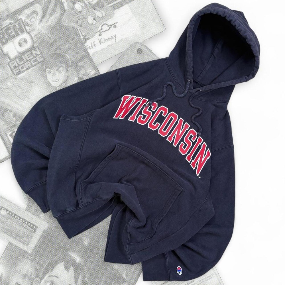 Black Vintage 90’s Champion Wisconsin Badgers Pullover Graphic Hoodie